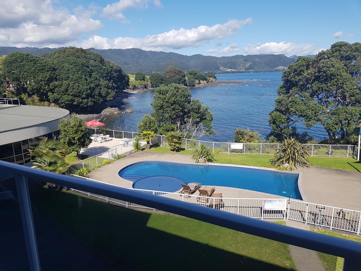 Te Kaha Beach Hotel 외부 사진