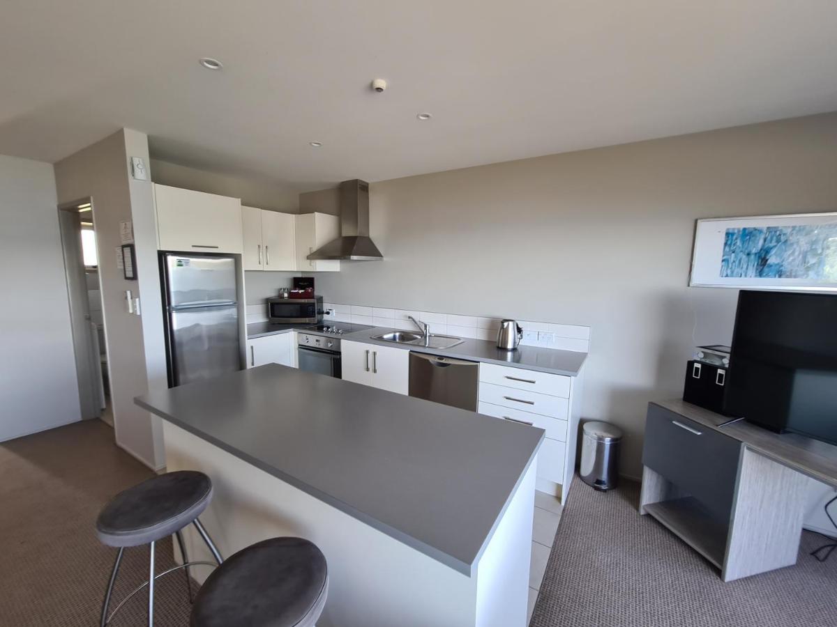 Te Kaha Beach Hotel 외부 사진